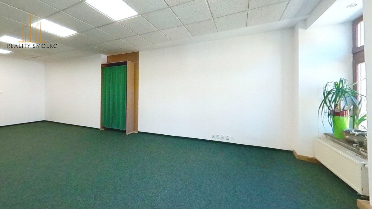 Prenájom komerčných priestorov v centre mesta Spišská Nová Ves — foto 8