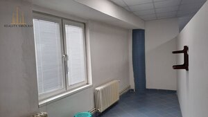 Obchodný priestor v centre mesta Humenné-prenájom — foto 4