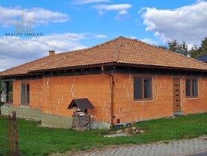 5 izbový murovaný dom + pozemok 4 500 m2 v obci Modrá nad Cirochou, ok — foto 2