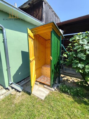 Predám pozemok s čarovnou záhradou a záhradným domčekom — foto 13