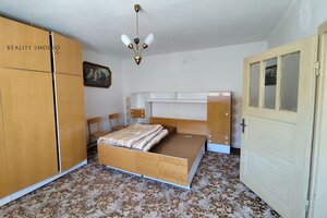 Na predaj - starší rodinný vidiecky dom v Miklušovciach — foto 5