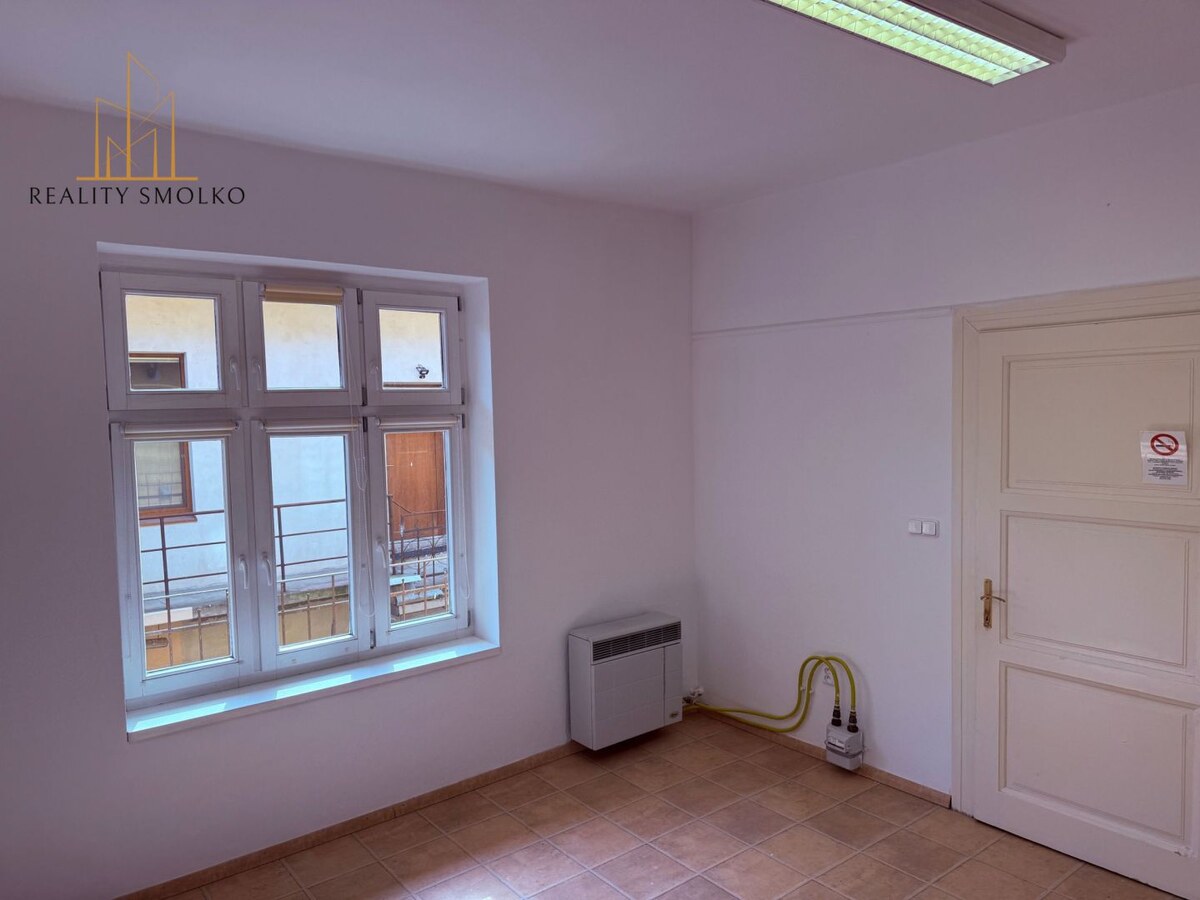 EXKLUZÍVNE: Moderný nebytový priestor v srdci Prešova na Hlavnej ulici — foto 4