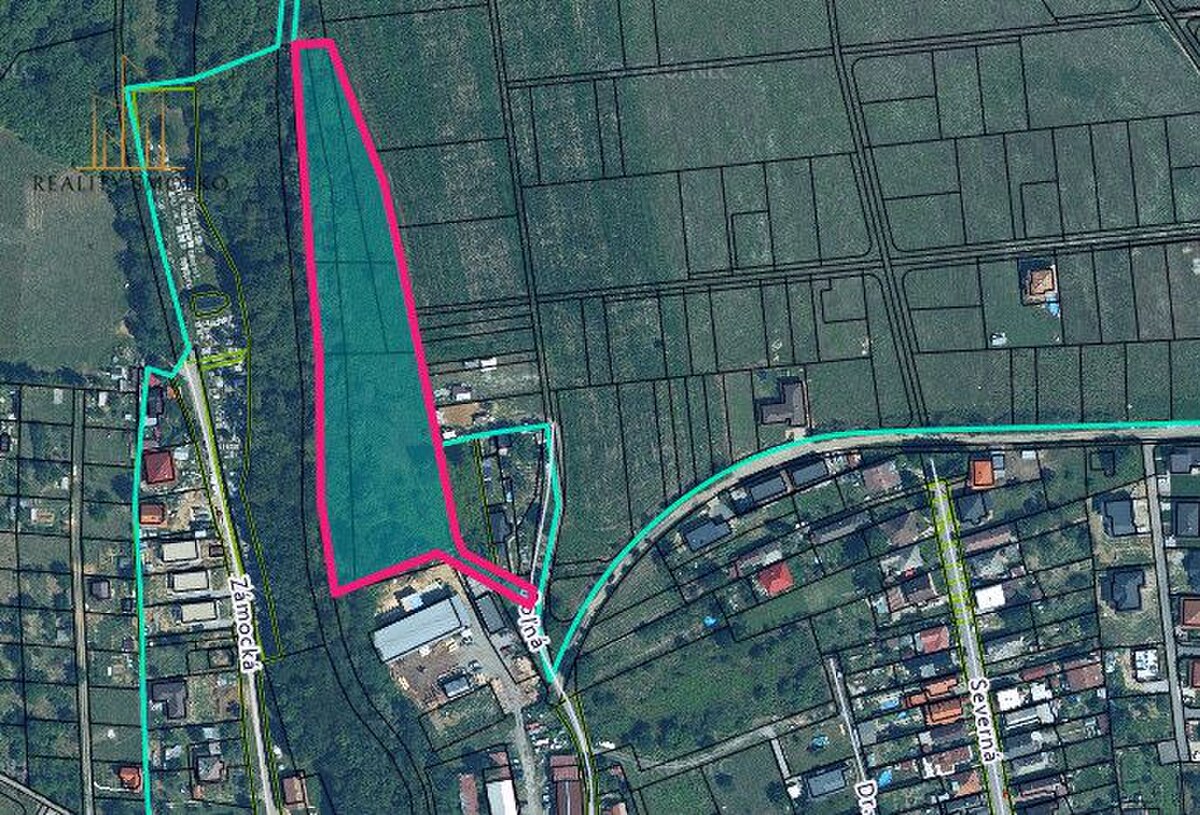 Pozemok na podnikanie v priemyselnej časti - Veľký Šariš