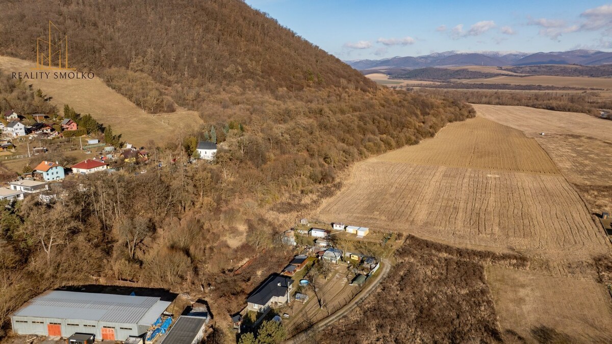 Pozemok na podnikanie v priemyselnej časti - Veľký Šariš — foto 2