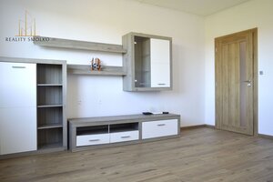 REZERVOVANÉ !!!  Prenájom - 2-izbový byt na Sídlisku III,  ulica Mirka — foto 1