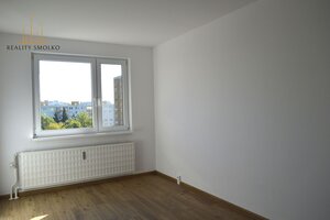 REZERVOVANÉ !!!  Prenájom - 2-izbový byt na Sídlisku III,  ulica Mirka — foto 3