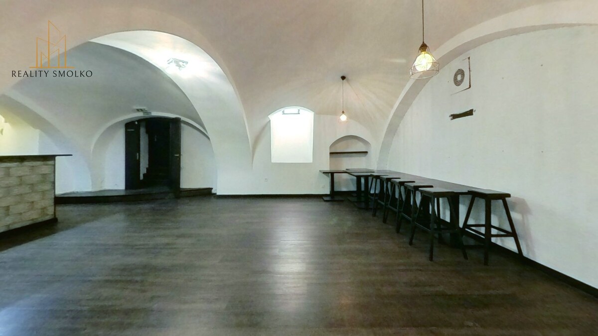 Exkluzívny prenájom priestorov pre kaviareň alebo vináreň – Hlavná uli — foto 4