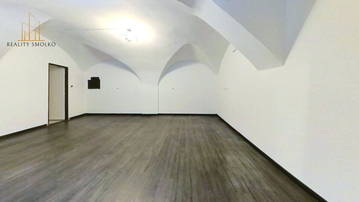 Exkluzívny prenájom priestorov pre kaviareň alebo vináreň – Hlavná uli — foto 5