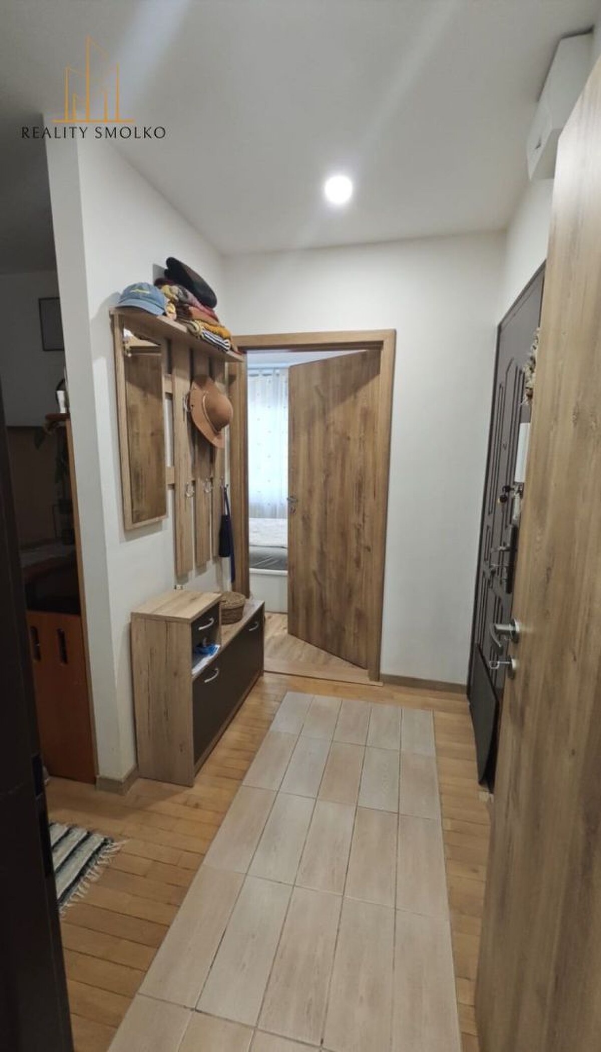 EXKLUZÍVNE - Prenájom 2-izbový byt Veľký Šariš, rekonštruovaný, zariad — foto 6