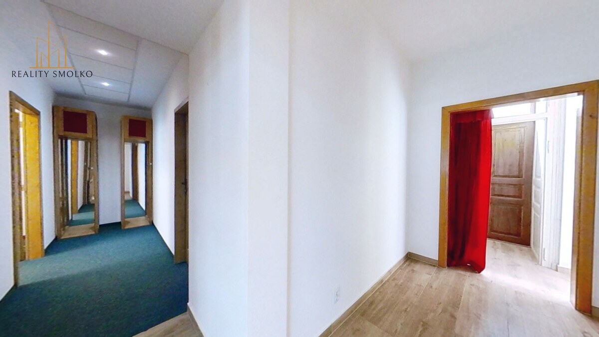 Prenájom komerčných priestorov v centre mesta Spišská Nová Ves — foto 5