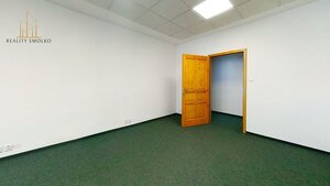 Prenájom komerčných priestorov v centre mesta Spišská Nová Ves — foto 9