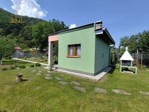 Predám pozemok s čarovnou záhradou a záhradným domčekom — foto 8