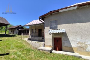 Na predaj - starší rodinný vidiecky dom v Miklušovciach — foto 2