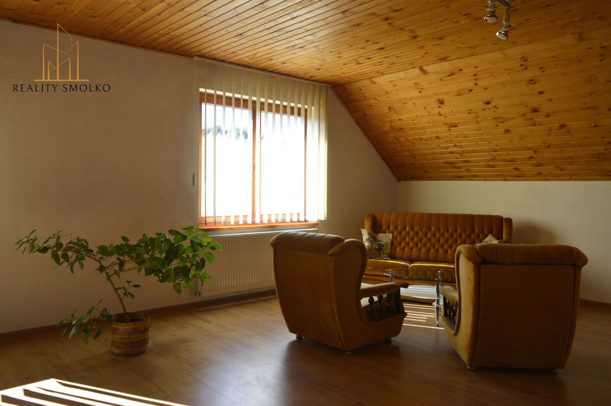 Prenájom domu v širšom centre – bývanie a podnikanie na jednom mieste — foto 3
