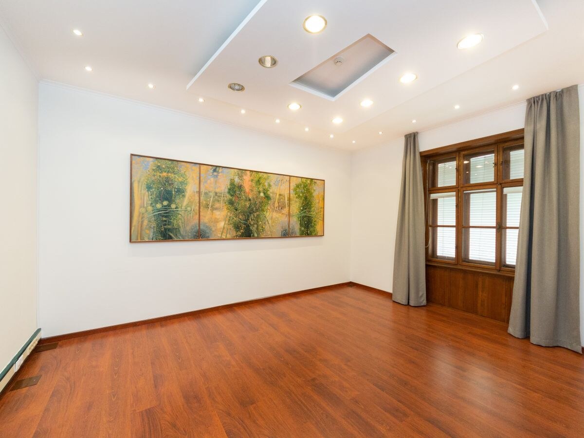 RK Byty Bratislava ponúka na predaj historickú budovu na Zrínskeho, BA — foto 12