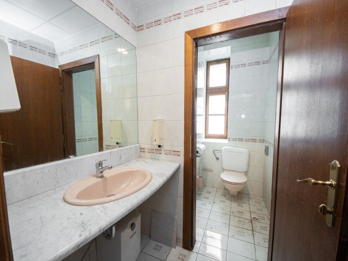 RK Byty Bratislava ponúka na predaj historickú budovu na Zrínskeho, BA — foto 8