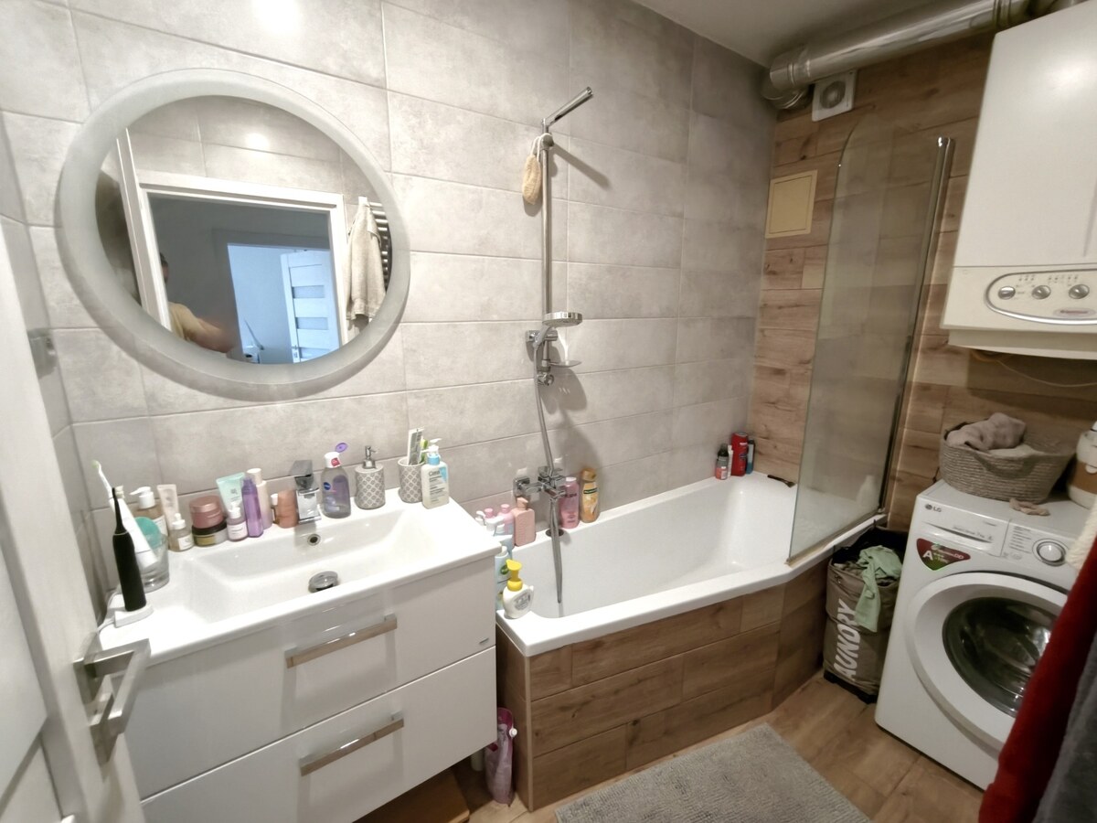 Na predaj 4 izbový byt s garážou a záhradkou v Nových Zámkoch — foto 7