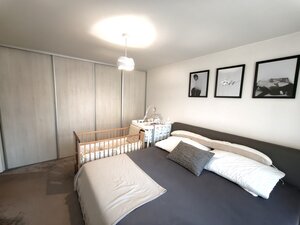 Na predaj 4 izbový byt s garážou a záhradkou v Nových Zámkoch — foto 4