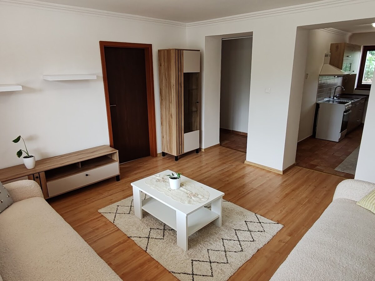 Pekný 2 izbový byt na prenájom v Komárne — foto 3
