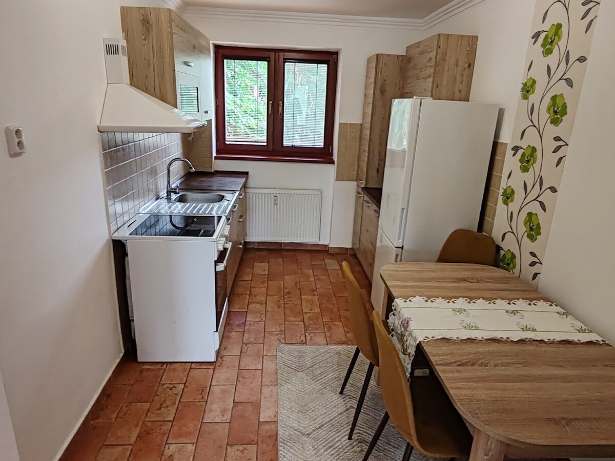 Pekný 2 izbový byt na prenájom v Komárne — foto 5