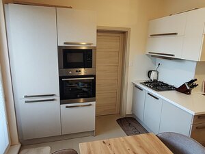 Iba u nás! Prerobený  3 izbový byt na VII. sídlisku na predaj — foto 7