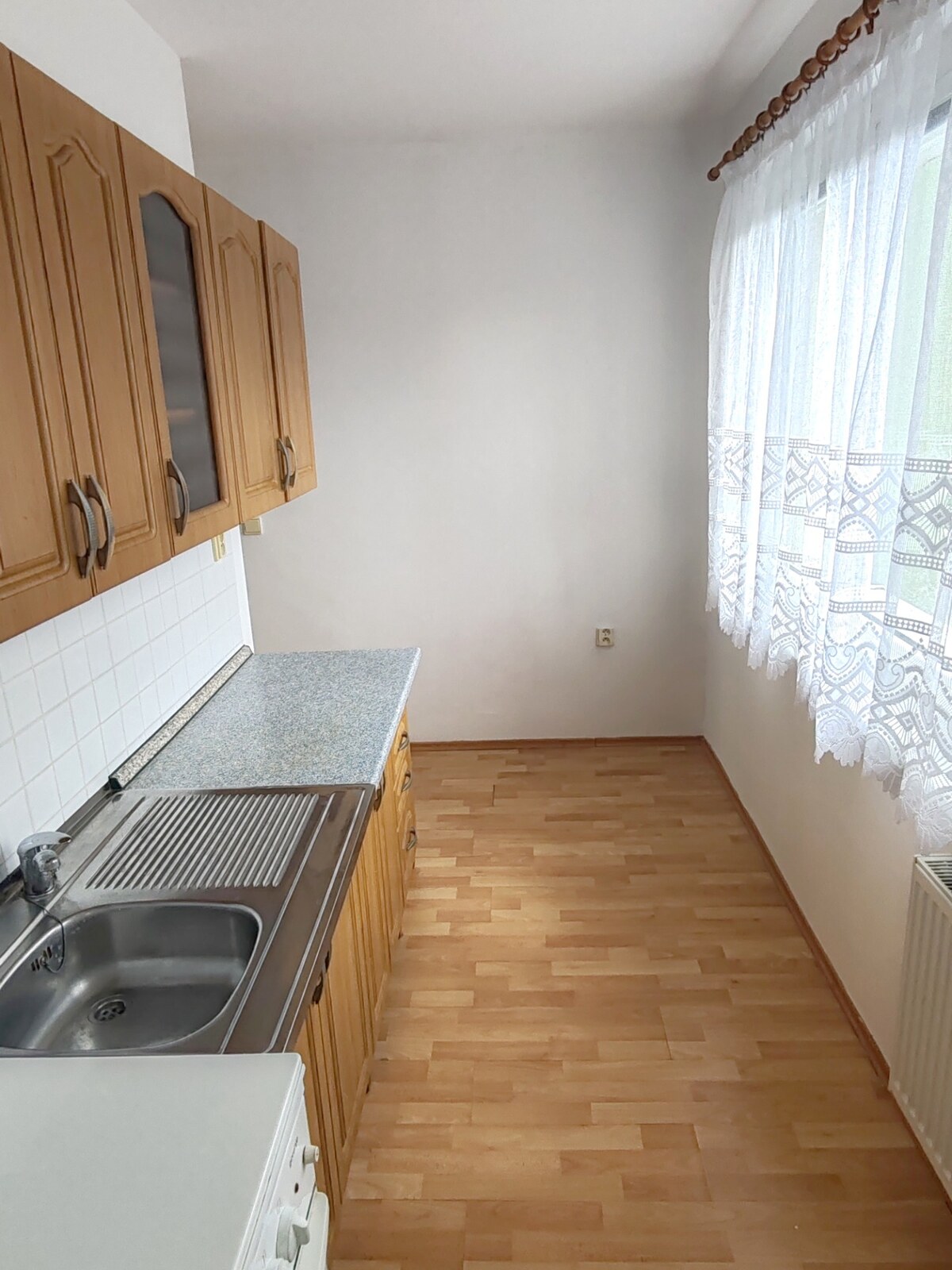Na prenájom 3  izbový byt s balkónom v Komárne — foto 13