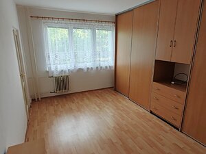 Na prenájom 3  izbový byt s balkónom v Komárne — foto 1