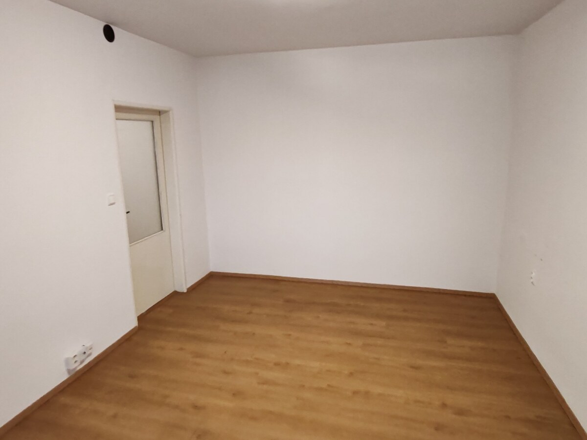 Nová cena! Rodinný dom na predaj v Komárne — foto 12