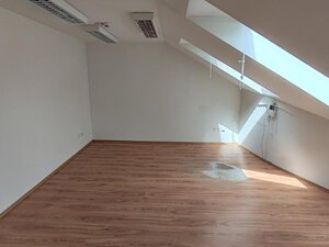 Investičná príležitosť v centre Komárna! — foto 18