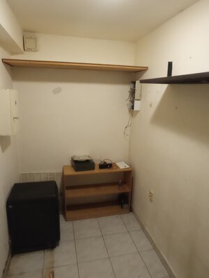 Komerčný priestor v centre Komárna na prenájom — foto 9