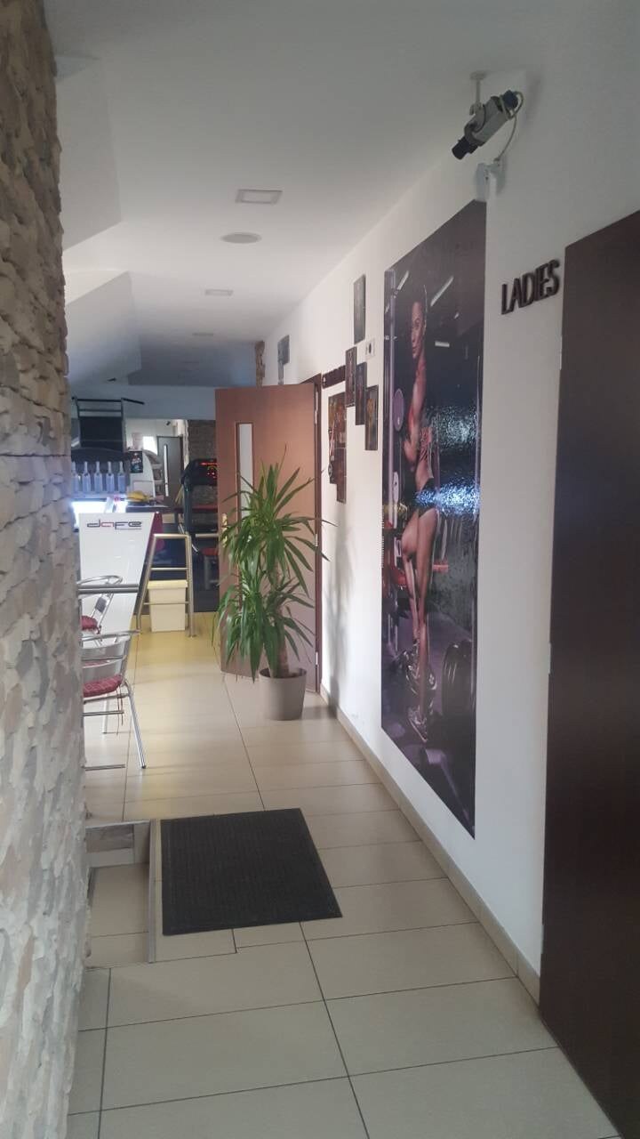 Polyfunkčná budova v Komárne na predaj! — foto 10