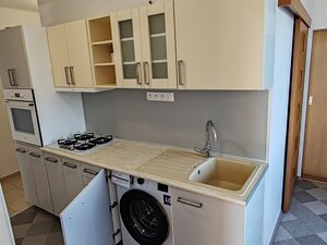 Na prenájom 3  izbový byt s 2 balkónmi v Komárne — foto 3