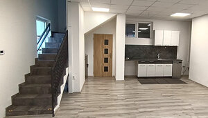 EXKLUZÍVNY PRENÁJOM – IDEÁLNE SÍDLO PRE VAŠU FIRMU V NOVÝCH ZÁMKOCH — foto 2