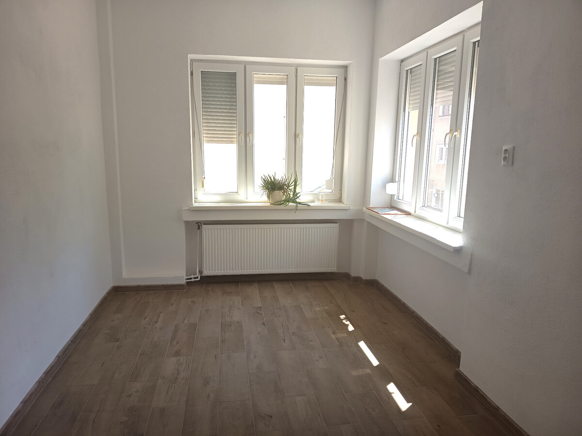 NOVINKA: Na predaj 2  izbový byt v centre mesta Nové Zámky — foto 5