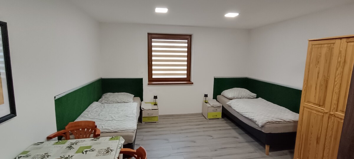 Na prenájom 3 zariadené byty v rodinnej bytovke v Kolte — foto 6