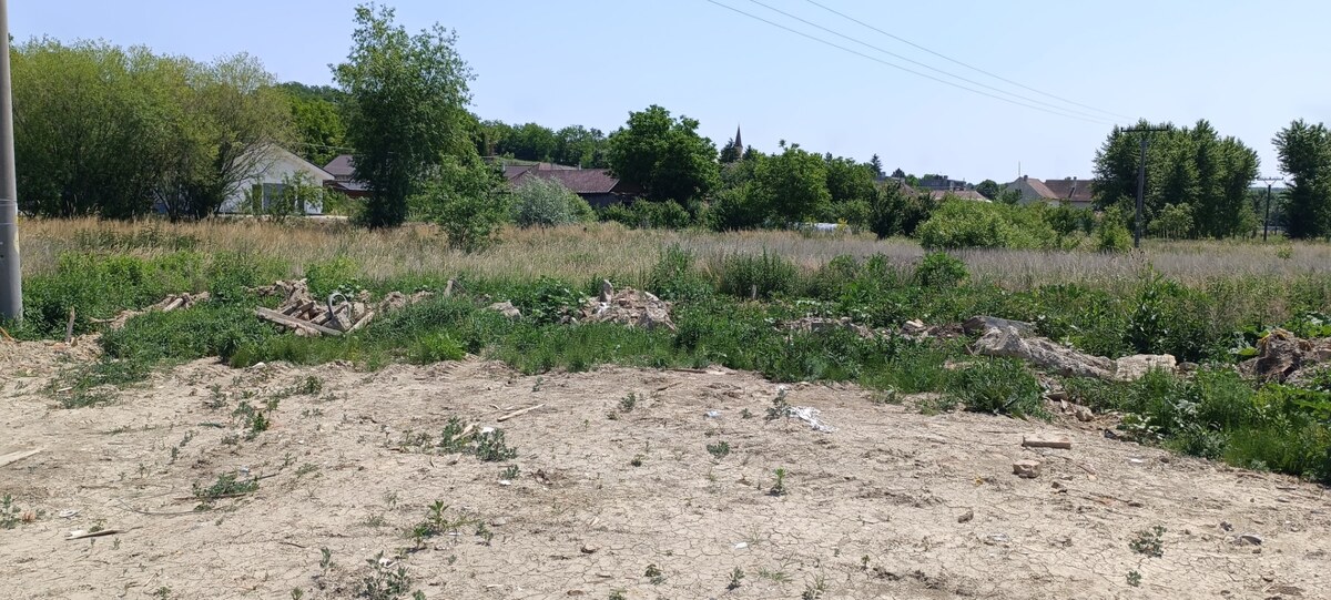 Na predaj investičný pozemok v obci Čechy