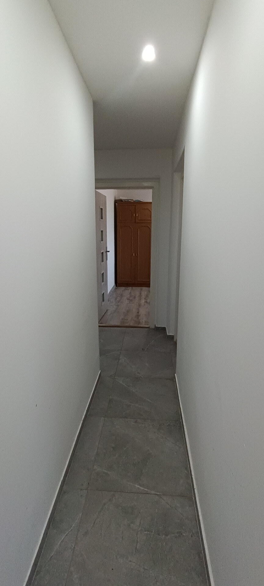 Na predaj kompletne zmodernizovaný 4 izbový byt v obci Mikulášov dvor — foto 13