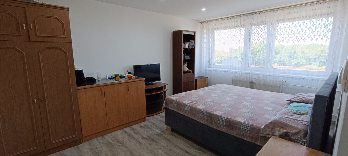 Na predaj kompletne zmodernizovaný 4 izbový byt v obci Mikulášov dvor — foto 5