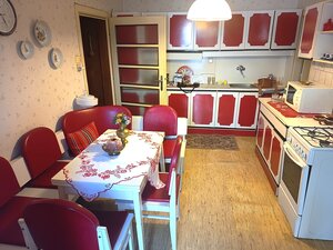 Na predaj starší rodinný dom v Nových Zámkoch — foto 3