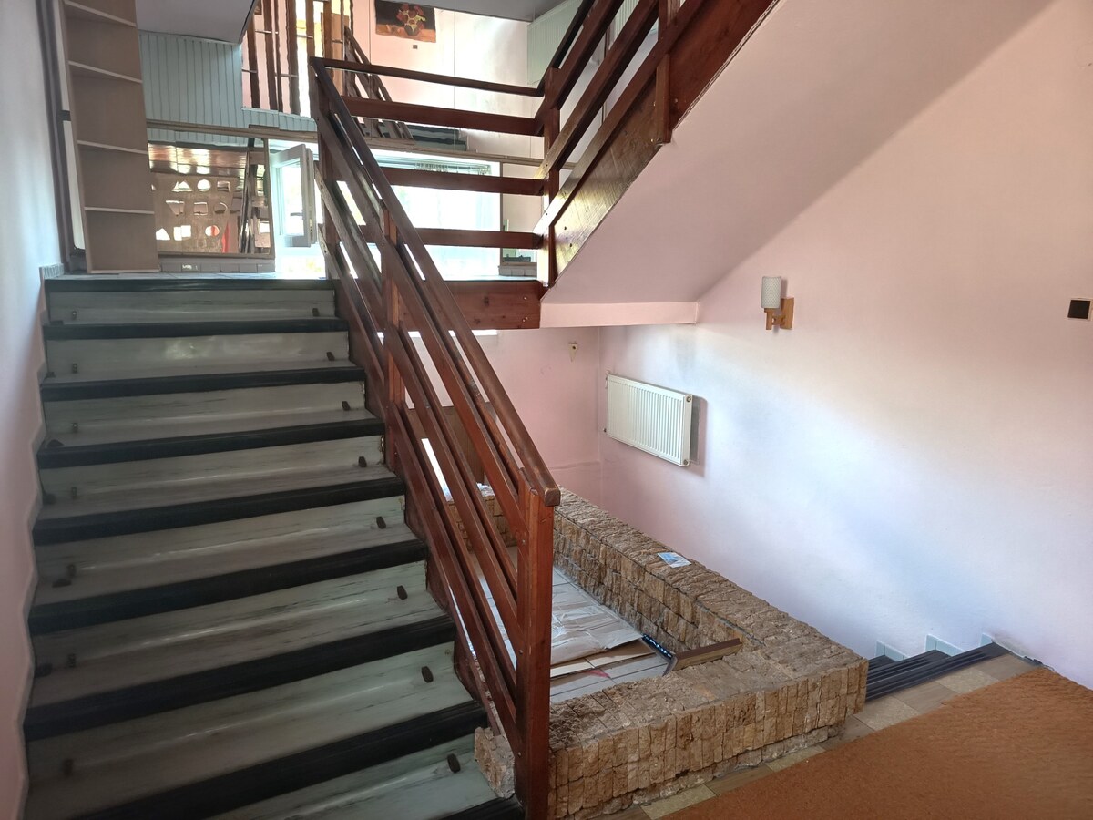 Na predaj 5 izbový rodinný dom so záhradou v obci Bánov — foto 4