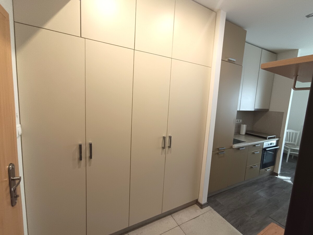 Na prenájom zariadená atypická garsónka v Nových Zámkoch — foto 5