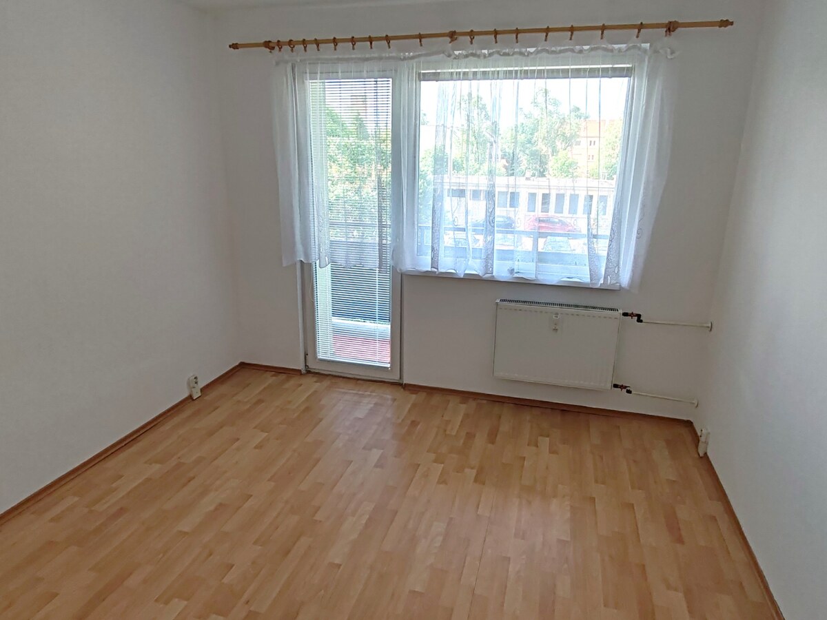 Na predaj 3 izbový byt s balkónom v Komárne — foto 4