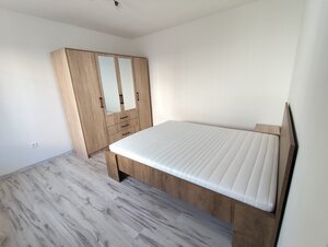 Na prenájom 2-izbový byt - Nové Zámky — foto 9