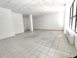Na prenájom obchodný priestor - Nové Zámky — foto 1