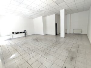 Na prenájom obchodný priestor - Nové Zámky — foto 3