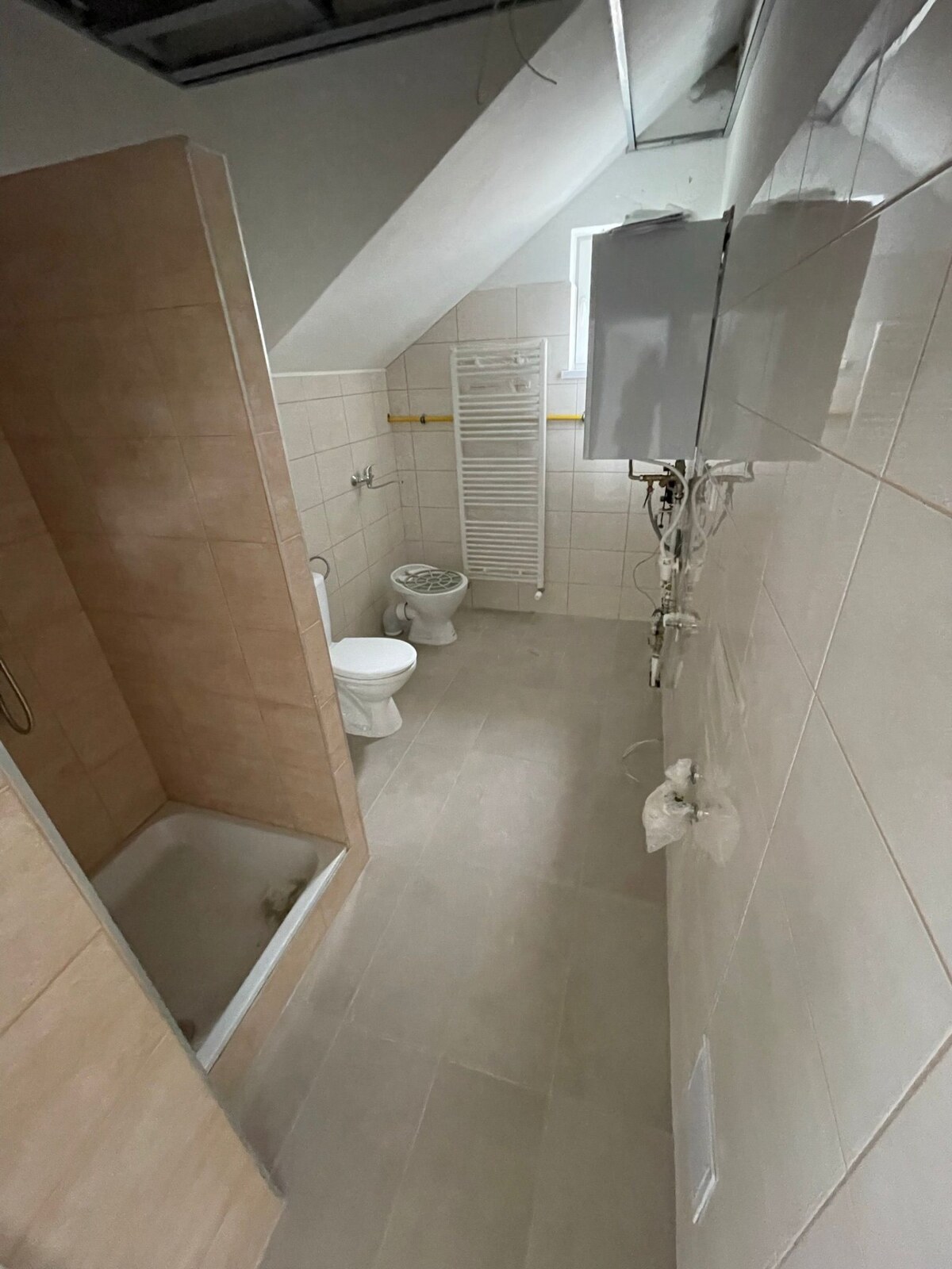Ponúkame na prenájom skladový priestor v Šuranoch — foto 6