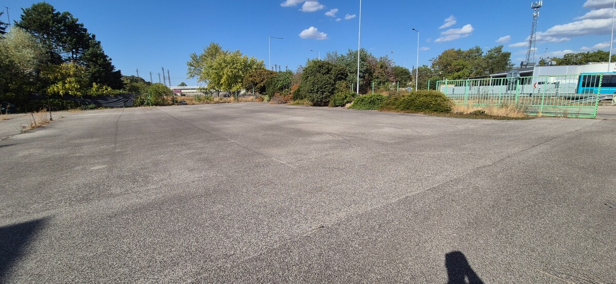 Na PREDAJ Väčší podnikateľský AREÁL bývalej STK +poz.3350m2 Nové Zámky — foto 4
