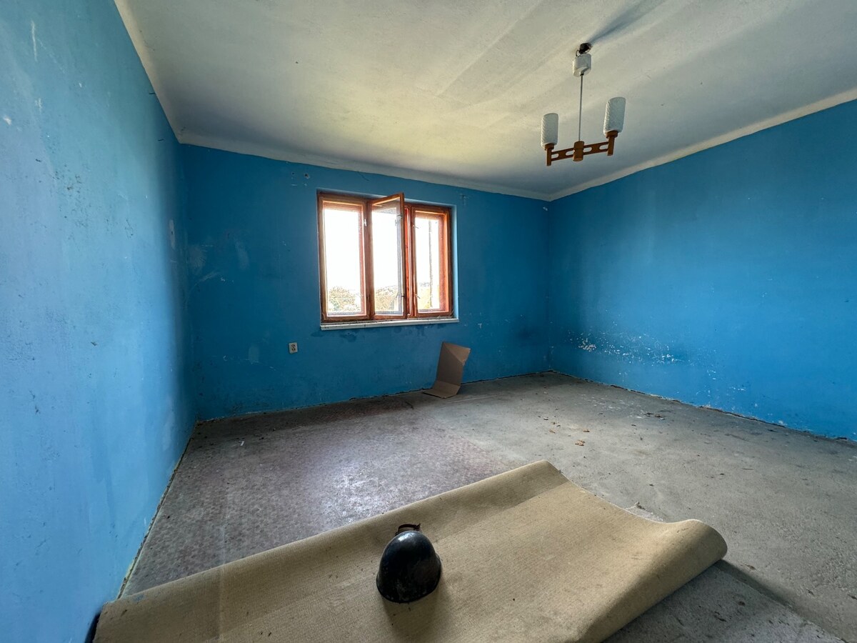 Predáme 3 izb. dom s veľkým pozemkom- Radava — foto 9