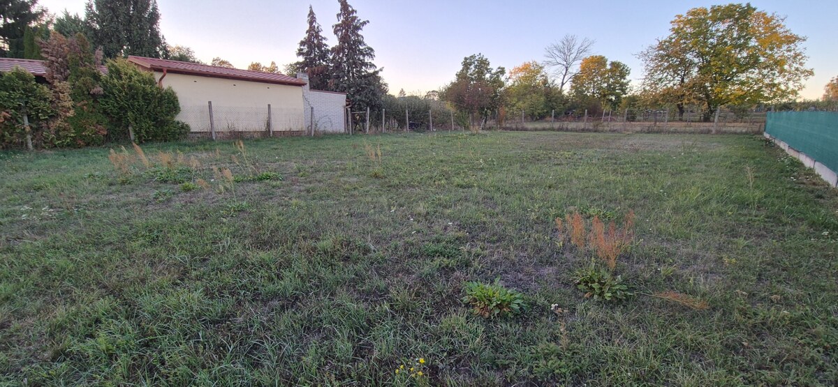 Pri Podhájskej a PREDAJ výborný stavebný pozemok 924m2  BARDOŇOVO *** — foto 5