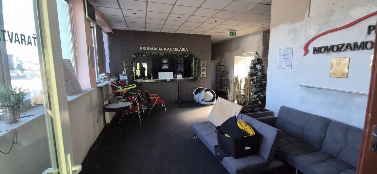 Na PREDAJ Väčší podnikateľský AREÁL bývalej STK +poz.3350m2 Nové Zámky — foto 10
